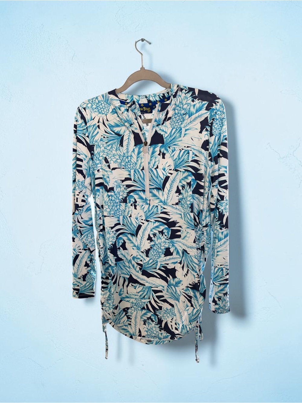 #056 Long-Sleeve Pineapple-Print Swim Tunic in Blue & Navy